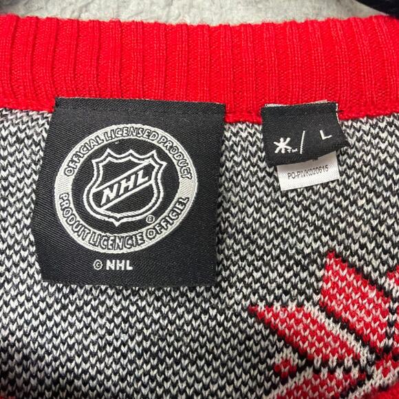 Chicago Blackhawks Ugly Christmas Sweater Red Black Size L Hockey Fans NHL - Picture 8 of 10